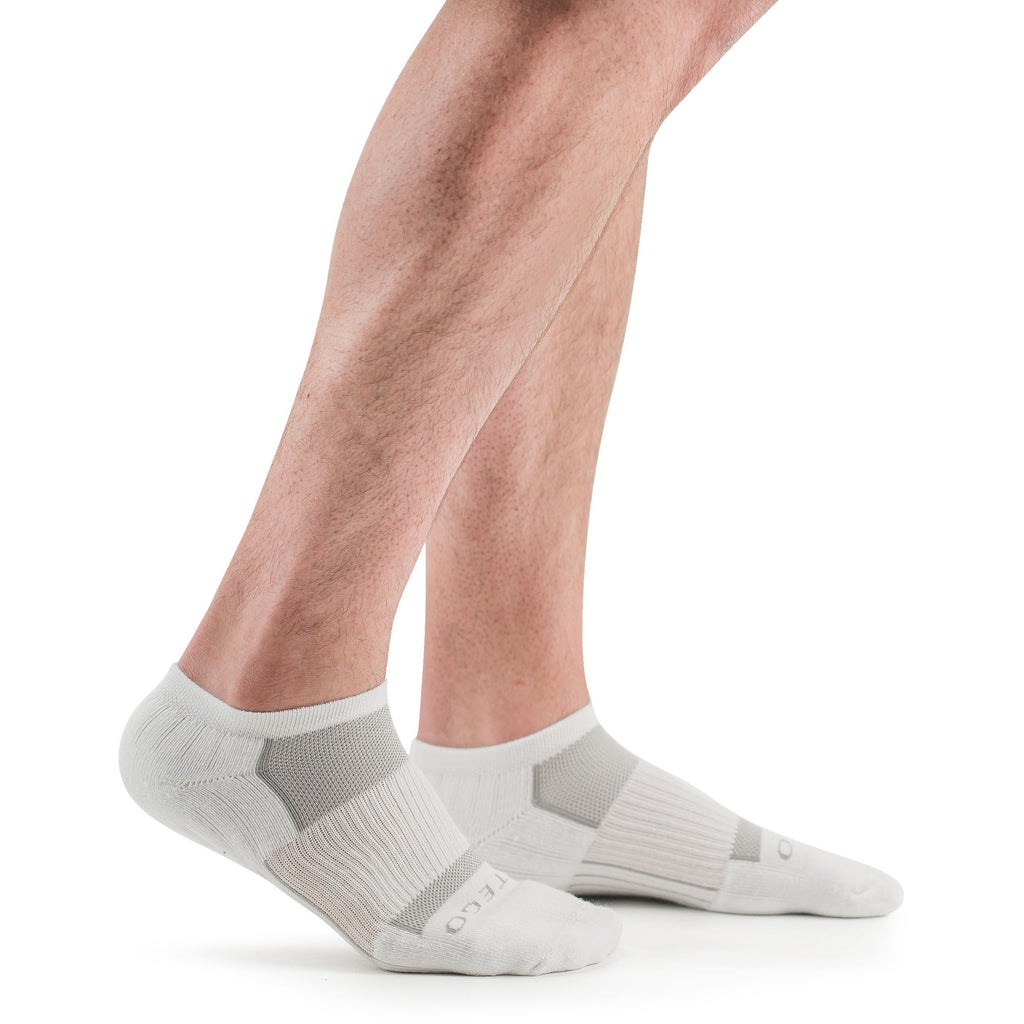 Stego StrideTec Cushioned No Show Socks, White/Grey